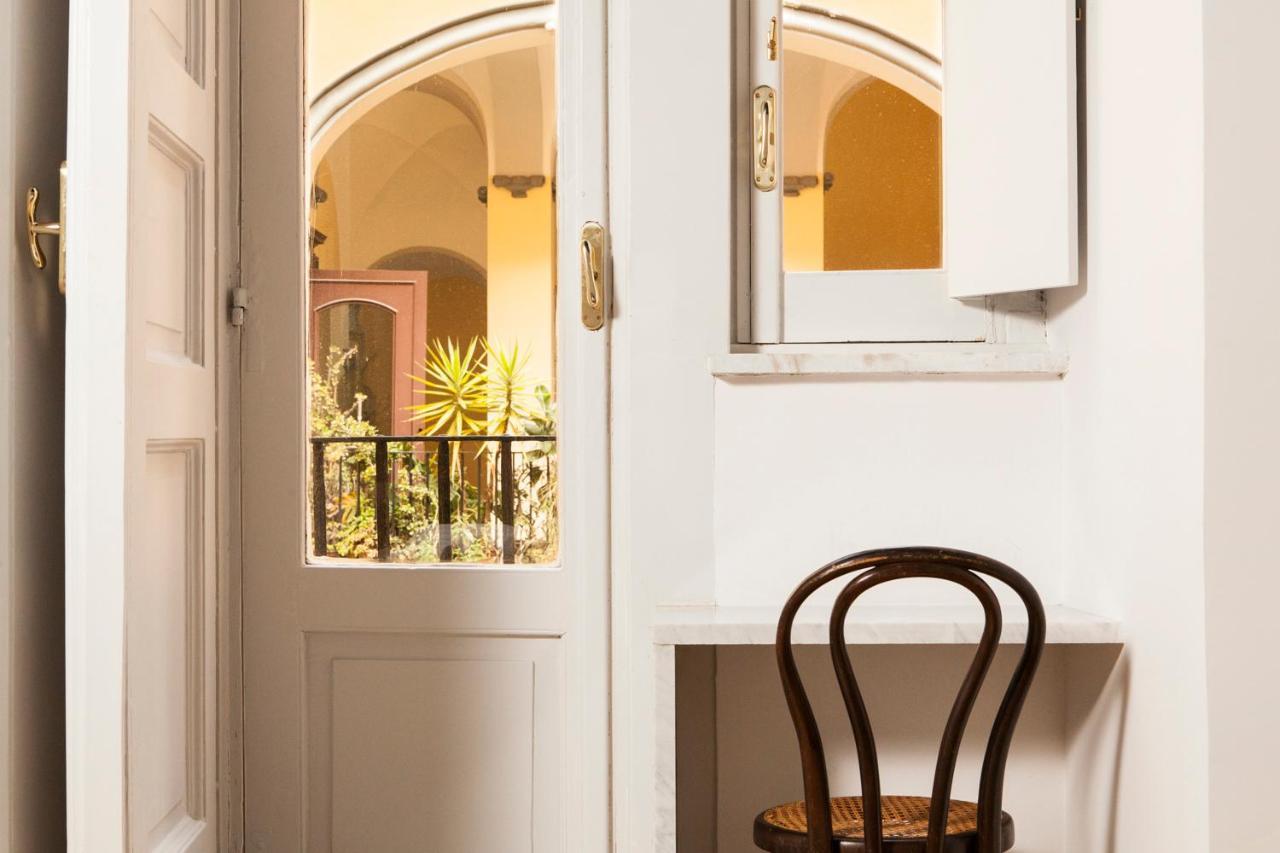 Superotium Bed & Breakfast Naples Luaran gambar